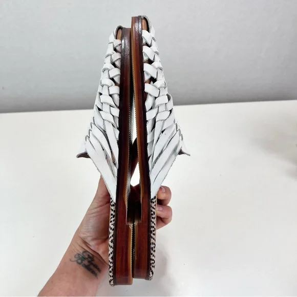 ROOT COLLECTIVE Brooke Huarache Mule Size 9 White Woven Soft Leather Bohemian